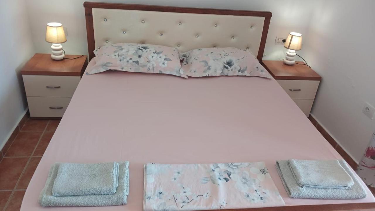 Guesthouse Mateo Дхерми Номер фото