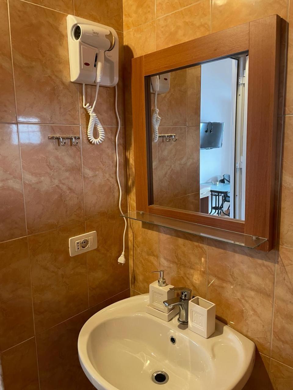 Guesthouse Mateo Дхерми Экстерьер фото